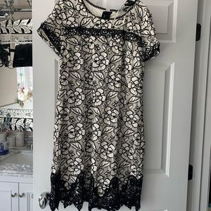 Karl Lagerfeld Black and off white dress